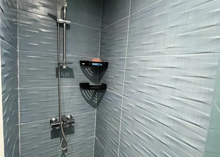 Apartmanhotel Benashti Gurdaka