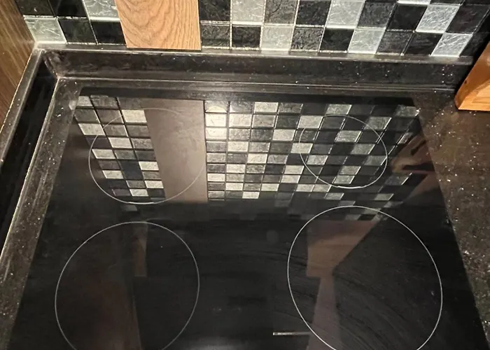 Apartmanhotel Benashti 3*